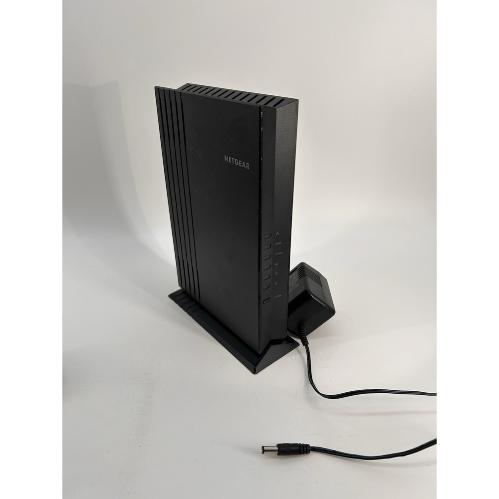 Pre-owned NETGEAR EAX20 AX1800 Mesh Extender with power supply.  18